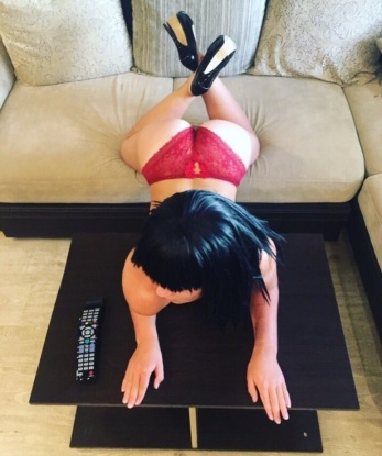 У меня есть море возможностей для тебя! Мы сможем окунуться в мир наслаждения и страсти. Мои услуги настолько разнообразны, что я смогу удовлетворить самые сокровенные желания. Мои клиенты всегда остаются довольными и возвращаются ко мне снова и снова. Фото настоящие, проверено временем и отзывами. Не теряй время и приходи ко мне – я сделаю все, чтобы ты почувствовал настоящее блаженство. Возьми с собой хорошее настроение, а я позабочусь обо всем остальном. Жду звонка! 😉🔥💋 11922, 23 года