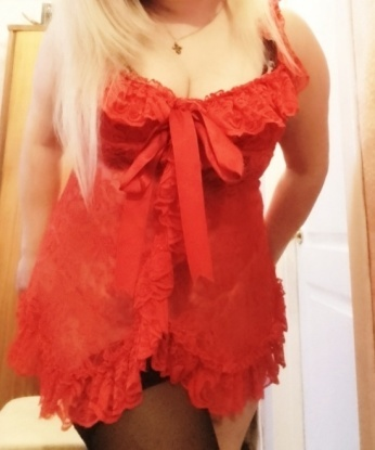 Опытные руки и чувственные прикосновения гарантируют тебе незабываемый опыт и полный релакс. В моих услугах - эротический массаж, французский минет, классика, анал и многое другое. Уверен, ты не останешься равнодушным после проведенного времени со мной. Мои фото подтверждают, что я настоящая и всегда стремлюсь быть лучшей для моих клиентов. Открой для себя новые грани наслаждения в моей милой и уютной обстановке. Оставь свои сомнения и отдайся моим нежным рукам уже сегодня. 7467, 30 лет